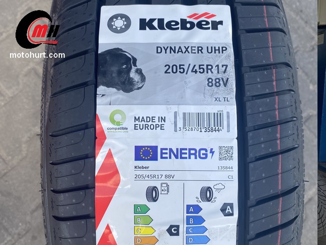 Kleber Dynaxer UHP 205/45 R17 88v xl tl i montaż w samochodzie Citroen DS3 - MOTOHURT Marki Warszawa