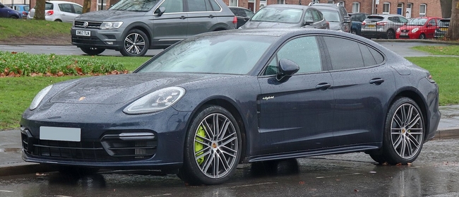 Wymiana klocków hamulcowych Porsche Warszawa 911, Panamera
